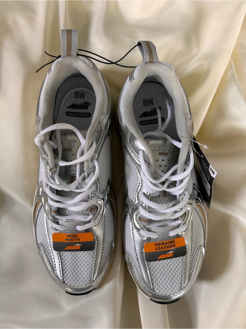 ** BRAND NEW/NEVER WORN** Avia Silver and White Women's Walking Sneakers